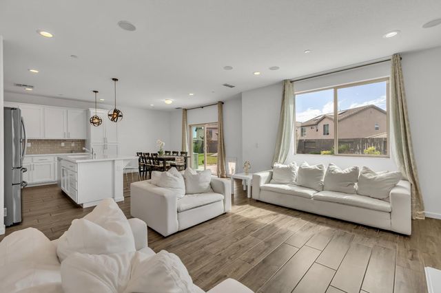 2816 Balaton Ct, Antelope, CA 95843