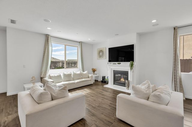 2816 Balaton Ct, Antelope, CA 95843