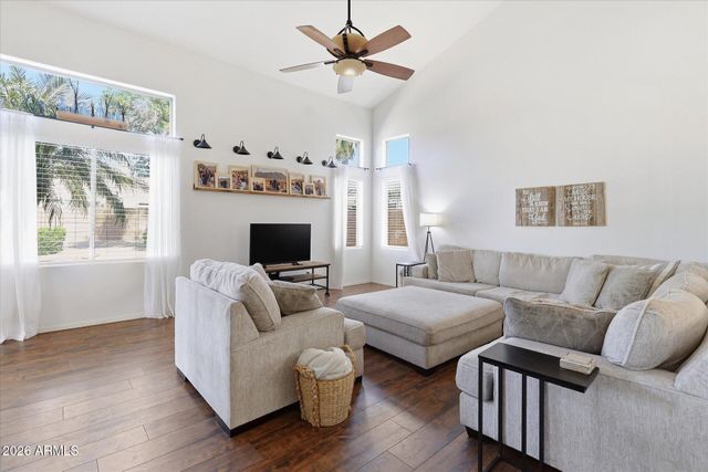 388 E Harold Drive, San Tan Valley, AZ 85140