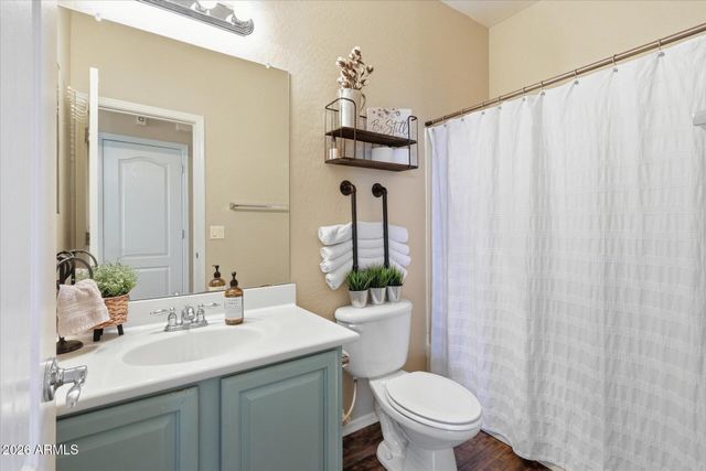 388 E Harold Drive, San Tan Valley, AZ 85140