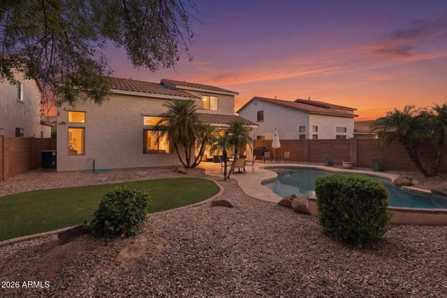 388 E Harold Drive, San Tan Valley, AZ 85140