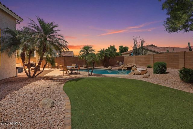 388 E Harold Drive, San Tan Valley, AZ 85140
