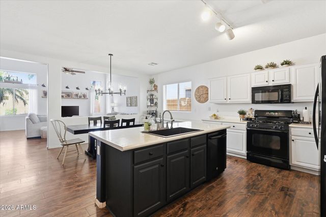 388 E Harold Drive, San Tan Valley, AZ 85140