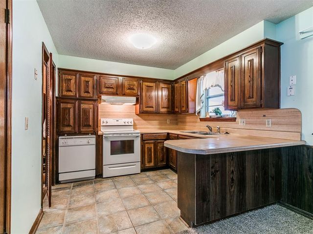 4109 SE 14th Street, Del City, OK 73115