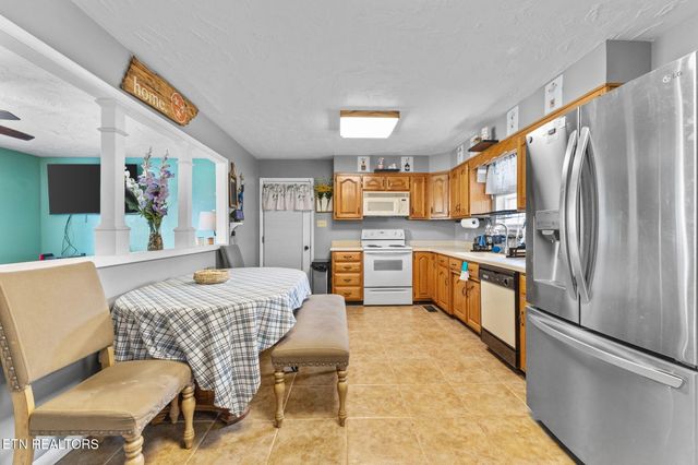2530 Dogwood Lane, Talbott, TN 37877