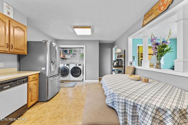 2530 Dogwood Lane, Talbott, TN 37877