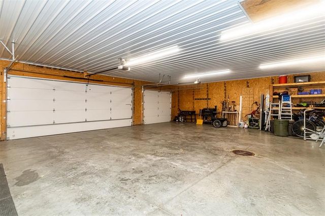 2005 N Dakota Avenue, Ames, IA 50014