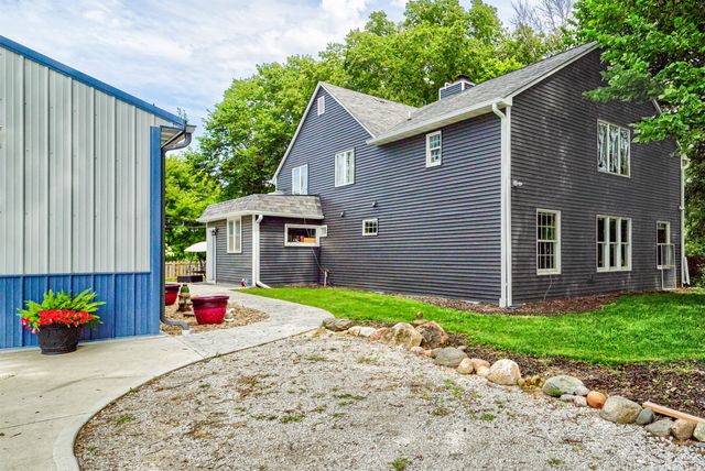 2005 N Dakota Avenue, Ames, IA 50014