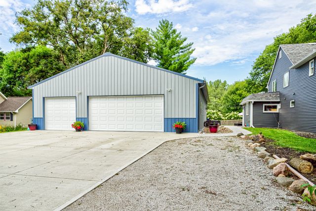 2005 N Dakota Avenue, Ames, IA 50014