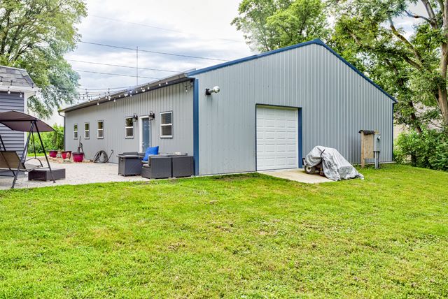 2005 N Dakota Avenue, Ames, IA 50014