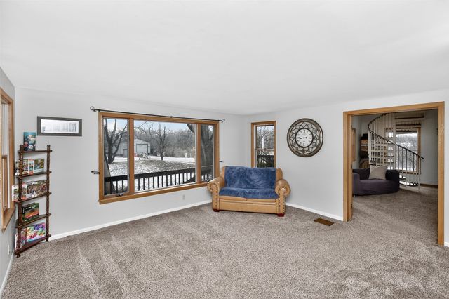 2005 N Dakota Avenue, Ames, IA 50014
