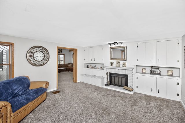 2005 N Dakota Avenue, Ames, IA 50014