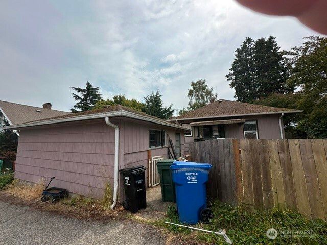 3210 NW 69th Street, Seattle, WA 98117