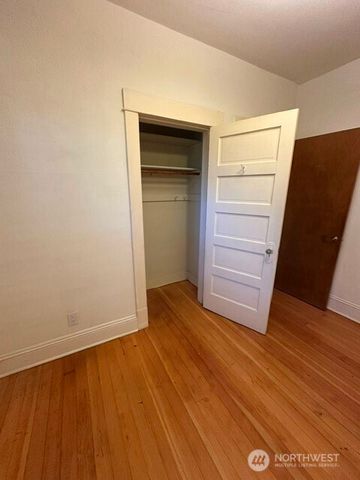 3210 NW 69th Street, Seattle, WA 98117