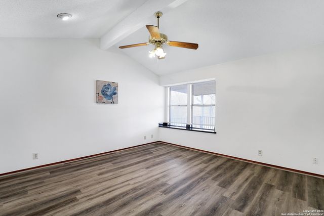 6943 SUNSHINE TREE DR, San Antonio, TX 78249