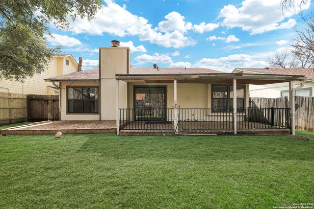 6943 SUNSHINE TREE DR, San Antonio, TX 78249