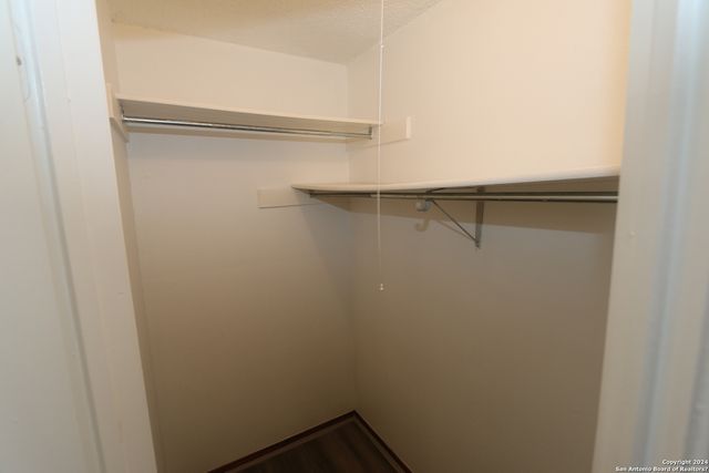 6943 SUNSHINE TREE DR, San Antonio, TX 78249