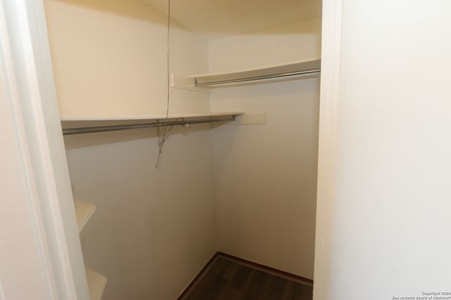 6943 SUNSHINE TREE DR, San Antonio, TX 78249