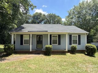 701 Echo Cove Lane, Charlotte, NC 28273
