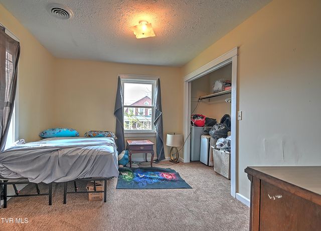 1703 Windsor Avenue, Bristol, TN 37620