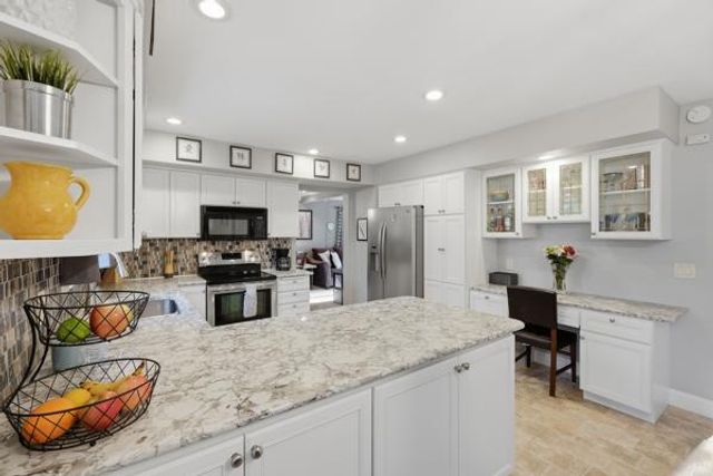 701 Harmony Hill Drive, Madison, WI 53714