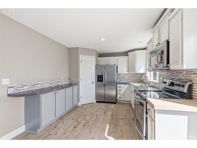 722 Nw MEADOW RIDGE Ln, Camas, WA 98607