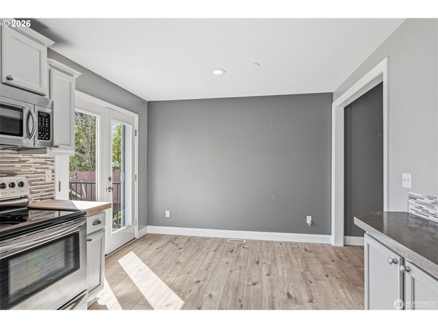 722 Nw MEADOW RIDGE Ln, Camas, WA 98607
