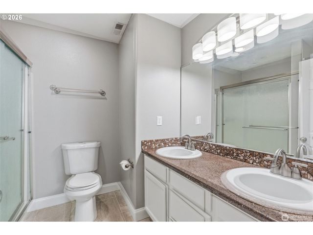 722 Nw MEADOW RIDGE Ln, Camas, WA 98607