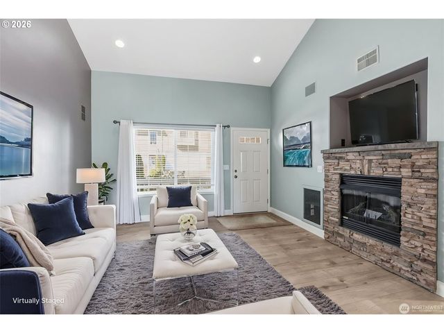 722 Nw MEADOW RIDGE Ln, Camas, WA 98607