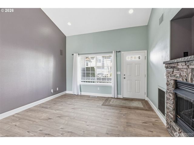 722 Nw MEADOW RIDGE Ln, Camas, WA 98607