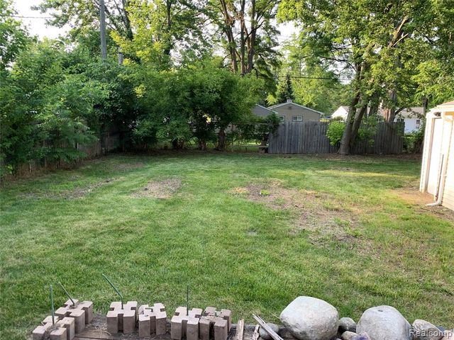 1571 Wismer Street, Ypsilanti, MI 48198