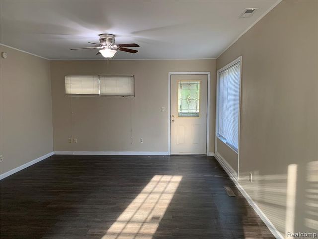 1571 Wismer Street, Ypsilanti, MI 48198