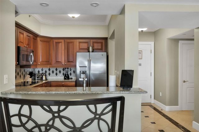 7593 GATHERING DRIVE 206, Reunion, FL 34747