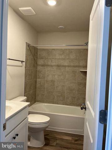 306 WATER COURSE DR, Ranson, WV 25438