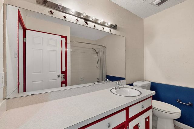 836 Springdale Road, Bedford, TX 76021