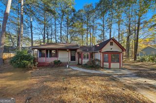 1038 River Bend Court, Riverdale, GA 30296