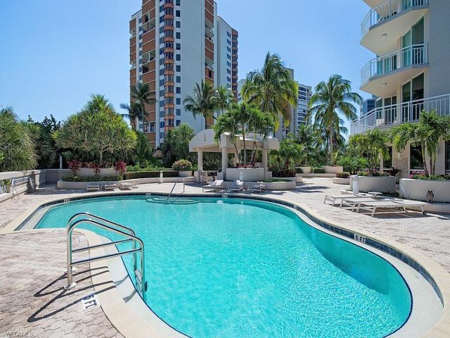 4255 Gulf Shore BLVD N 107, Naples, FL 34103