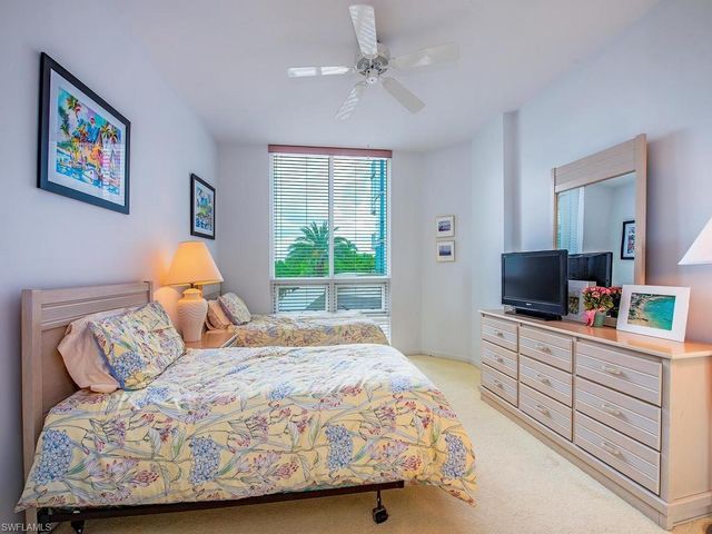 4255 Gulf Shore BLVD N 107, Naples, FL 34103