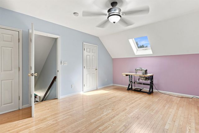 17 McAfee Farm Road, Bedford, NH 03110
