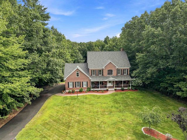 17 McAfee Farm Road, Bedford, NH 03110