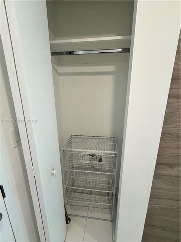 1300 S Miami Avenue 1811, Miami, FL 33130