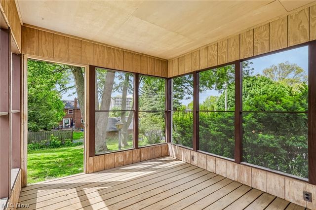 322 E Cassell Avenue, Barberton, OH 44203