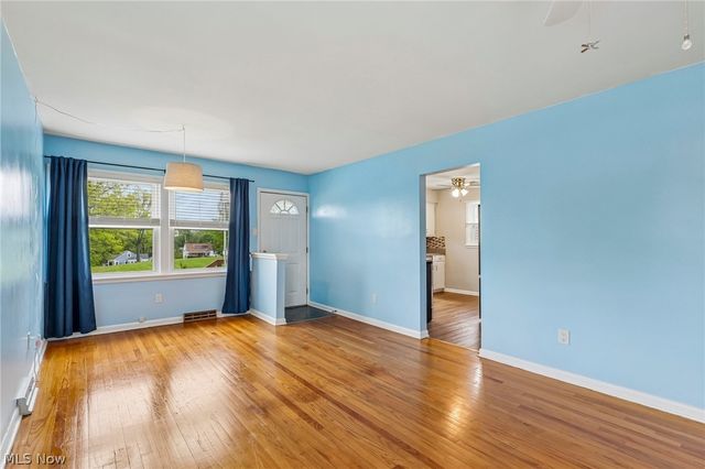 322 E Cassell Avenue, Barberton, OH 44203
