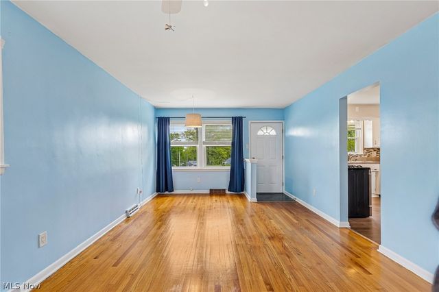 322 E Cassell Avenue, Barberton, OH 44203