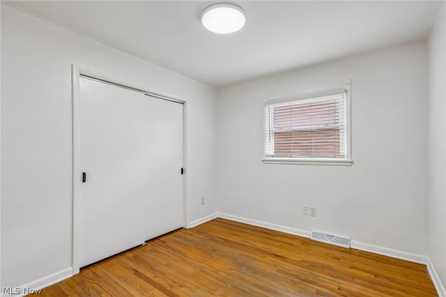 322 E Cassell Avenue, Barberton, OH 44203