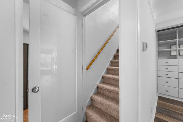 306 Ridge Road, Grosse Pointe Farms, MI 48236