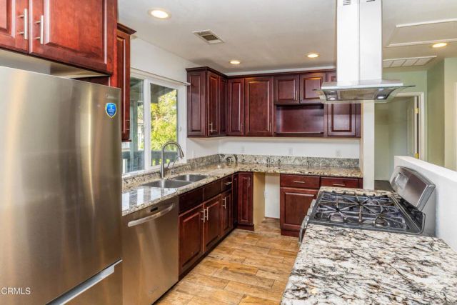 126 E Ventura Street F, Santa Paula, CA 93060