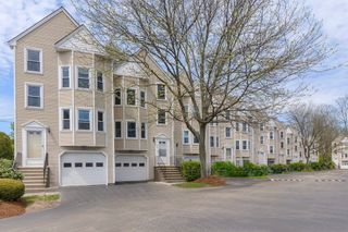 1541 Middlesex St 2, Lowell, MA 01851