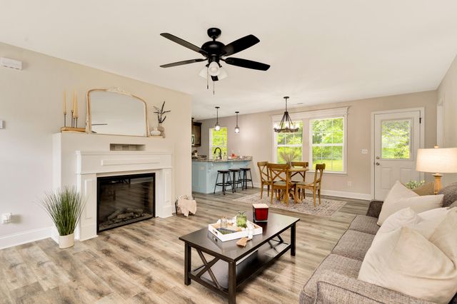 105 Biscayne Boulevard, Rossville, GA 30741