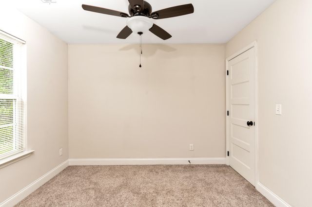 105 Biscayne Boulevard, Rossville, GA 30741